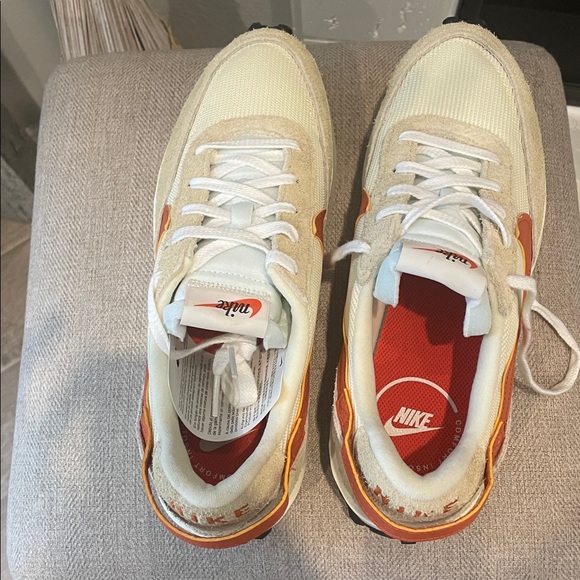 Nike Beige and Orange Athletic Shoes - Picture 3 of 4